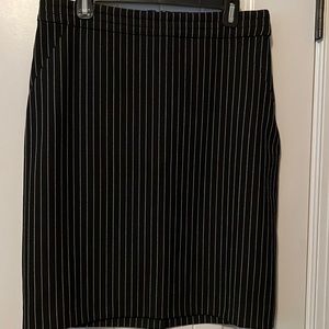 EUC WHBM Pencil Skirt